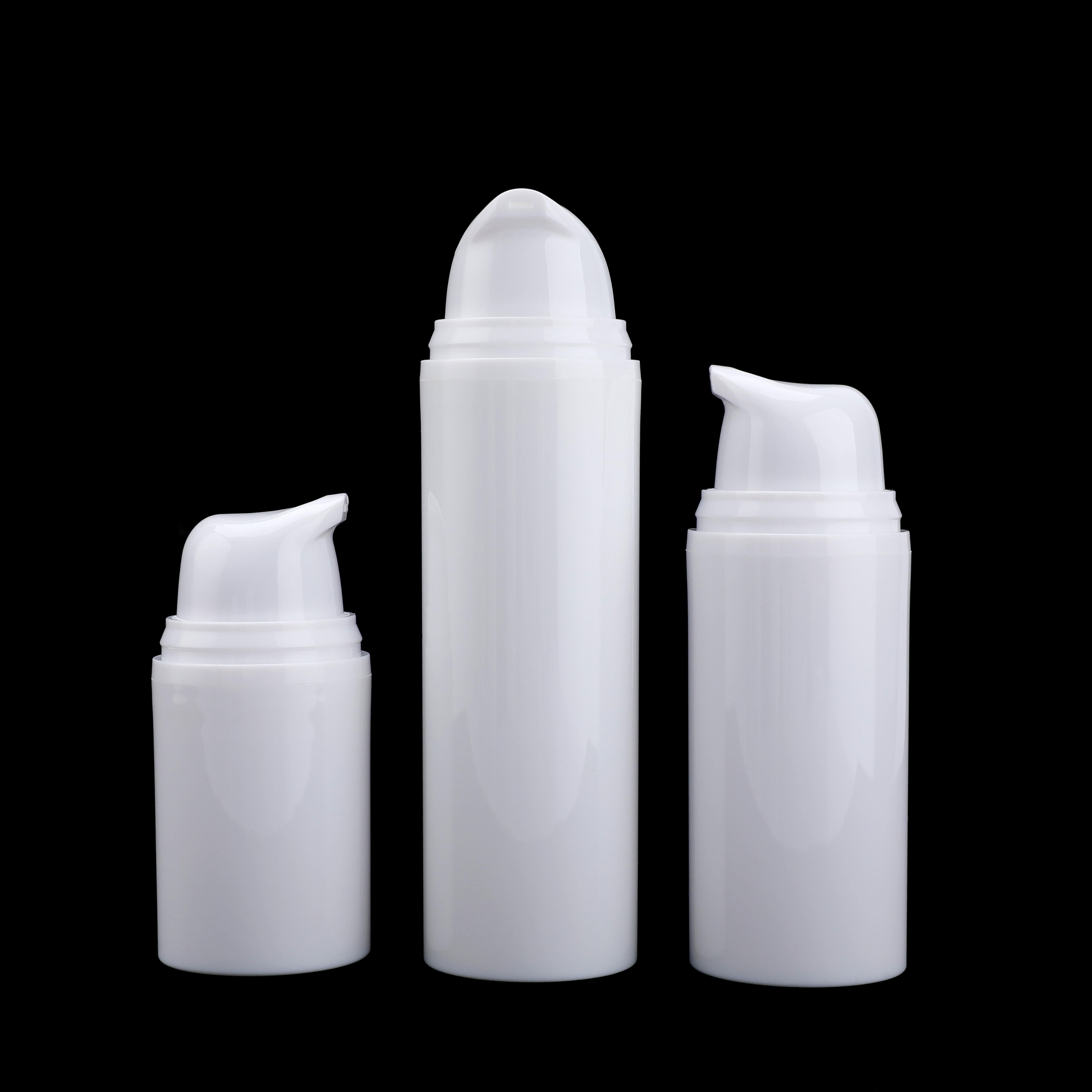 Botellas privadas de aire cosméticas portátiles recargables de la pequeña cantidad de la prensa de 15ml 30 ml 50ml PP PE