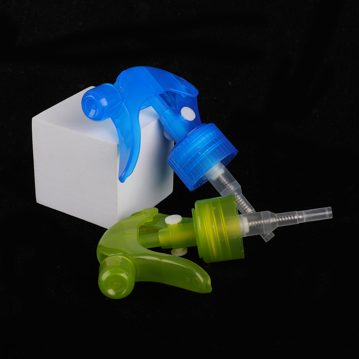 Boquilla de ratón Botella de aire fresco de plástico 20 24 28 410 Atomizador Pulverizador de niebla 24 410 Pulverizador de gatillo negro mini